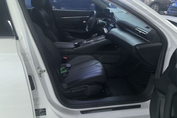 Used Peugeot 508 2019 508L 400THP PureTech Driving Control Version China VI Standard Right Front Seat