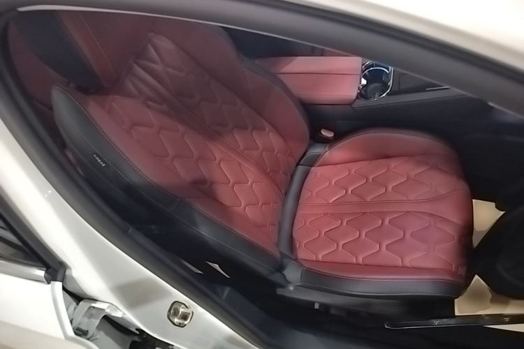 Used Peugeot 508 2019 508L 400THP PureTech Passion Edition China VI standard Right Front Seat
