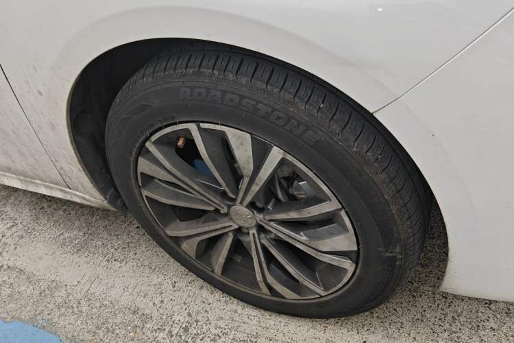 Used Peugeot 508 2019 508L 400THP PureTech Driving Control Version China VI Standard Right Front Wheel Hub