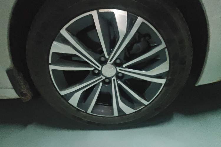 Used Peugeot 508 2019 508L 350THP PureTech Driving Fun Edition China V Standard Right Front Wheel Hub