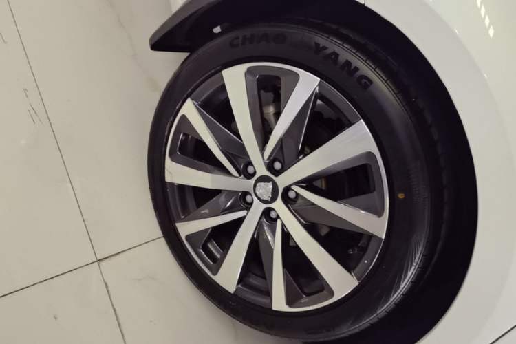 Used Peugeot 508 2019 508L 400THP PureTech Passion Edition China VI standard Right Rear Wheel Hub