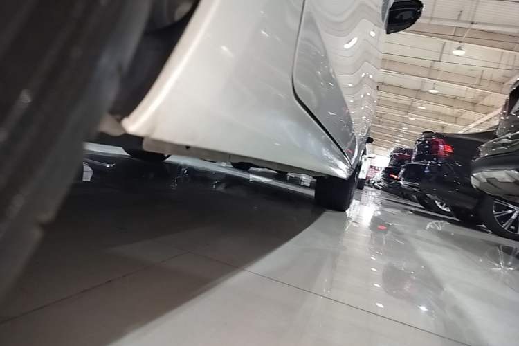 Used Peugeot 508 2019 508L 400THP PureTech Passion Edition China VI standard Right Side Sill