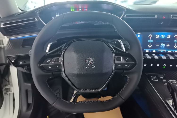 Used Peugeot 508 2019 508L 400THP PureTech Passion Edition China VI standard Steering Wheel