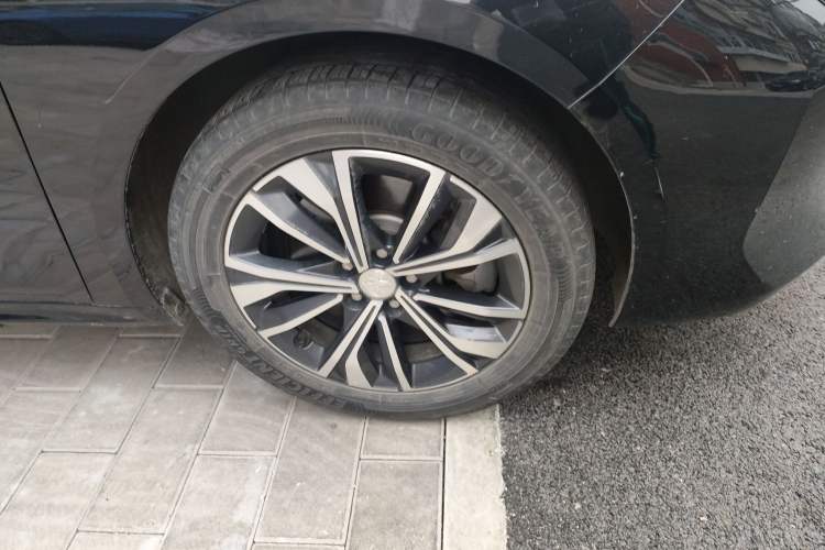Used Peugeot 508 2021 508L 400THP PureTech Driving Control Edition Right Front Wheel Hub