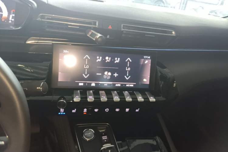 Used Peugeot 508 2021 508L 400THP PureTech Passion Edition Audio And AC Panel