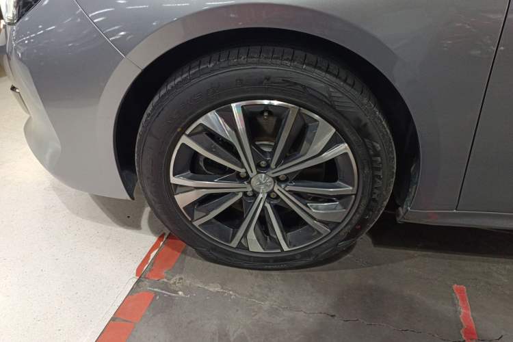 Used Peugeot 508 2021 508L 360THP PureTech Pioneer Edition Left Front Wheel Hub