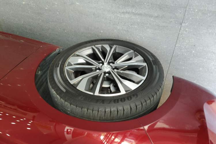 Used Peugeot 508 2021 508L 400THP PureTech Driving Control Edition Left Front Wheel Hub