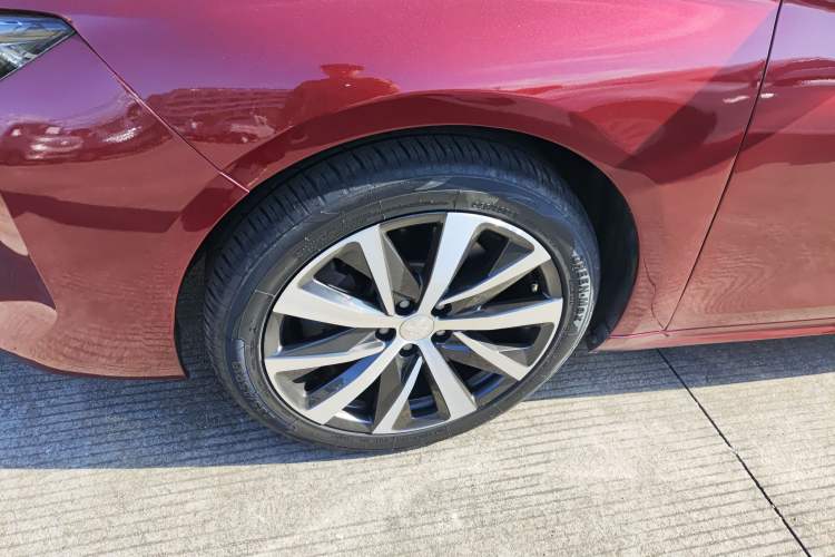 Used Peugeot 508 2021 508L 400THP PureTech Driving Edition Left Front Wheel Hub