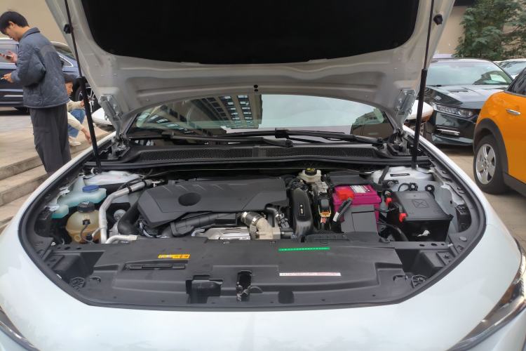 Used Peugeot 508 2021 508L 360THP PureTech Pioneer Edition Engine Bay