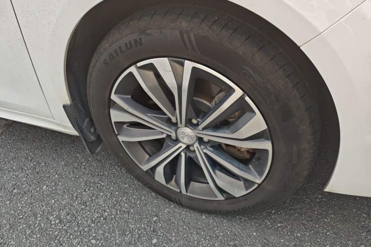 Used Peugeot 508 2021 508L 400THP PureTech Driving Control Edition Right Front Wheel Hub