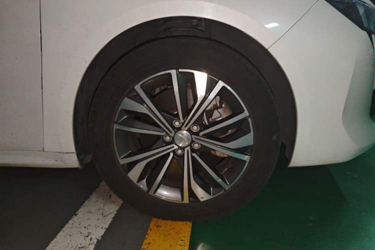 Used Peugeot 508 2021 508L 400THP PureTech Driving Control Edition Right Front Wheel Hub