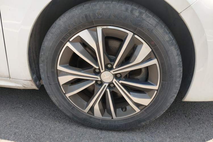 Used Peugeot 508 2021 508L 400THP PureTech Driving Control Edition Right Front Wheel Hub