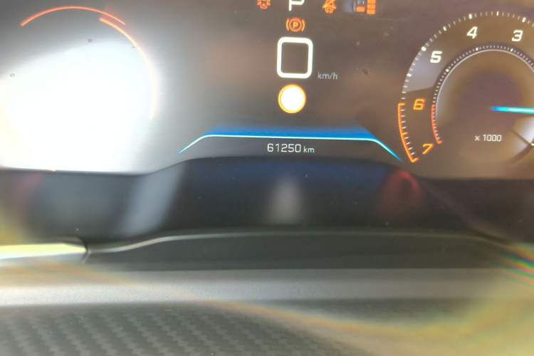 Used Peugeot 508 2022 508L 400THP PureTech Driving Control Edition Odometer Close Up