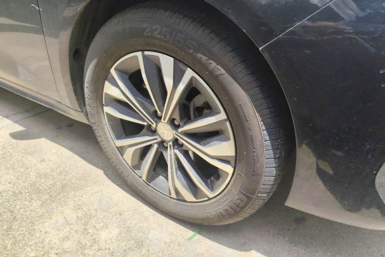 Used Peugeot 508 2022 508L 400THP PureTech Driving Control Edition Right Front Wheel Hub