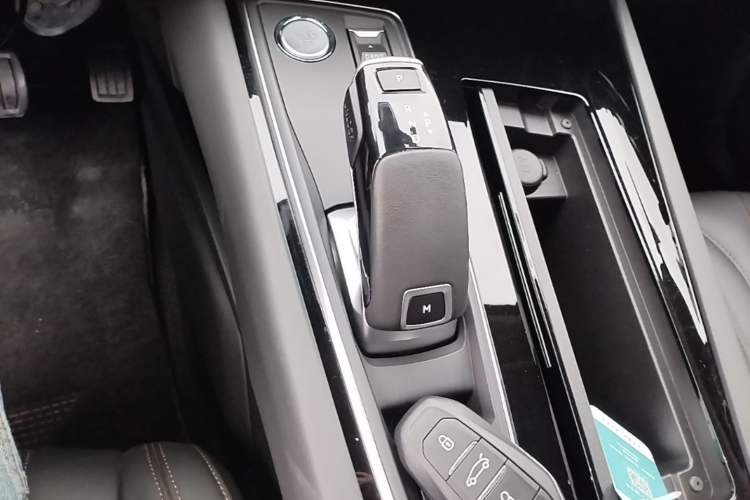 Used Peugeot 508 2022 508L 400THP PureTech Driving Control Edition Gear Lever