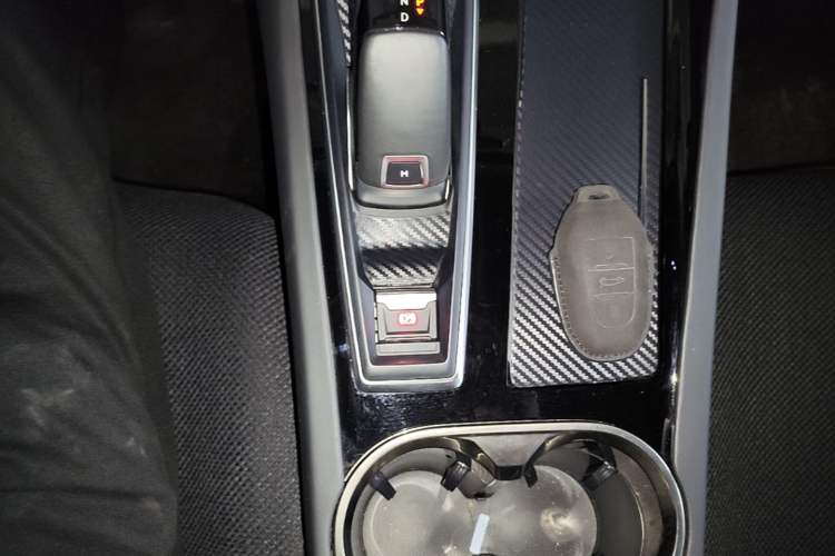 Used Peugeot 508 2022 508L 400THP PureTech Driving Control Edition Gear Lever