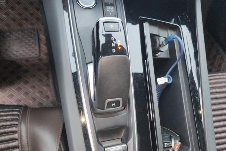Used Peugeot 508 2022 508L 400THP PureTech Driving Control Edition Gear Lever