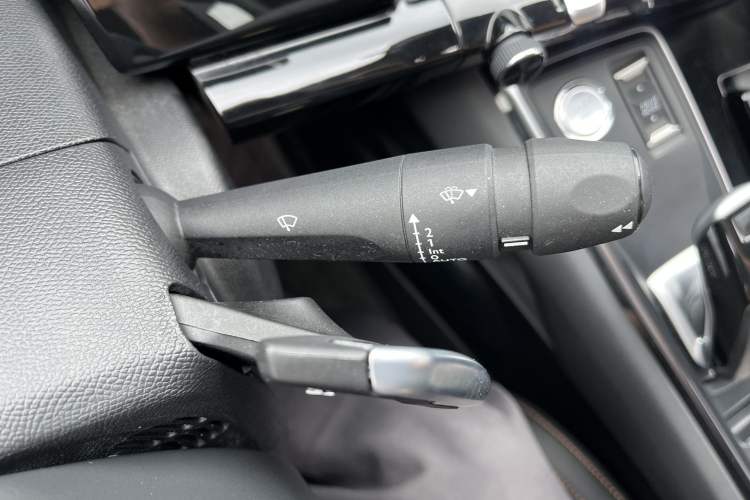 Used Peugeot 508 2022 508L 400THP PureTech Driving Control Edition Interior 10