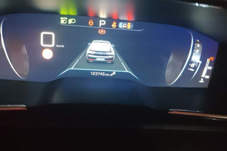 Used Peugeot 508 2022 508L 400THP PureTech Driving Control Edition Odometer Close Up