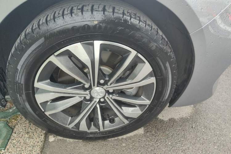 Used Peugeot 508 2022 508L 400THP PureTech Driving Control Edition Right Front Wheel Hub
