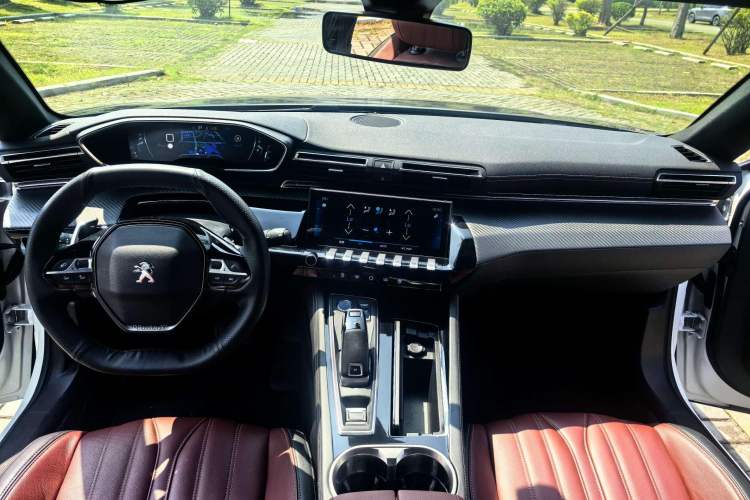 Used Peugeot 508 2022 508L 400THP PureTech Driving Edition Interior 2