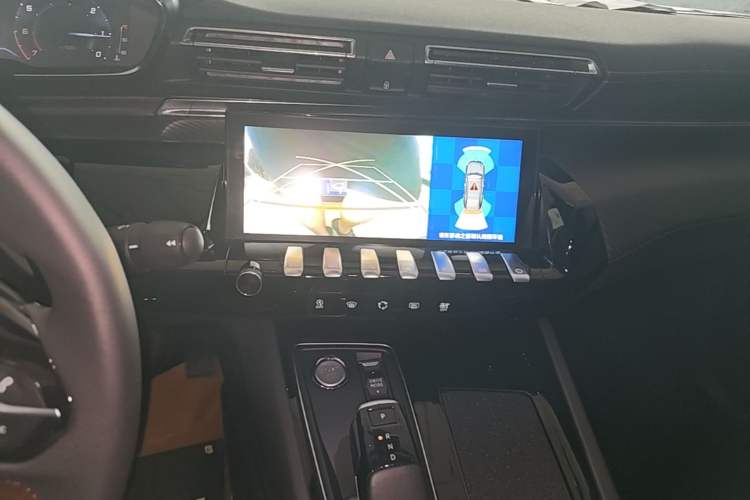 Used Peugeot 508 2022 508L 400THP PureTech Driving Control Edition Audio And AC Panel