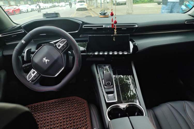 Used Peugeot 508 2022 508L 360THP PureTech Driving Fun Edition Center Console