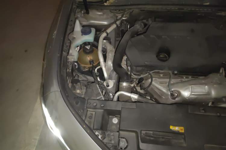 Used Peugeot 508 2022 508L 400THP PureTech Driving Edition Engine Bay Right