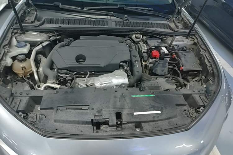Used Peugeot 508 2022 508L 400THP PureTech Driving Control Edition Engine Bay