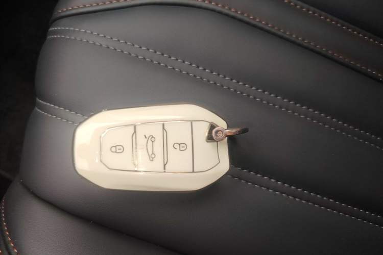 Used Peugeot 508 2022 508L 400THP PureTech Driving Control Edition Interior 1