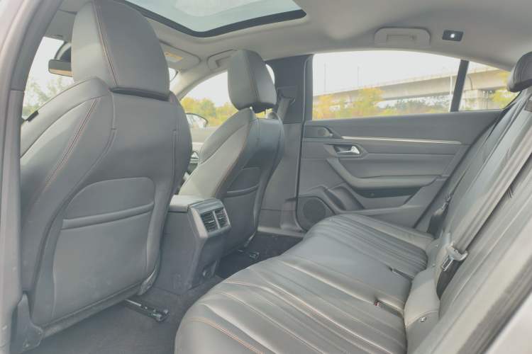Used Peugeot 508 2022 508L 400THP PureTech Driving Control Edition Interior 4