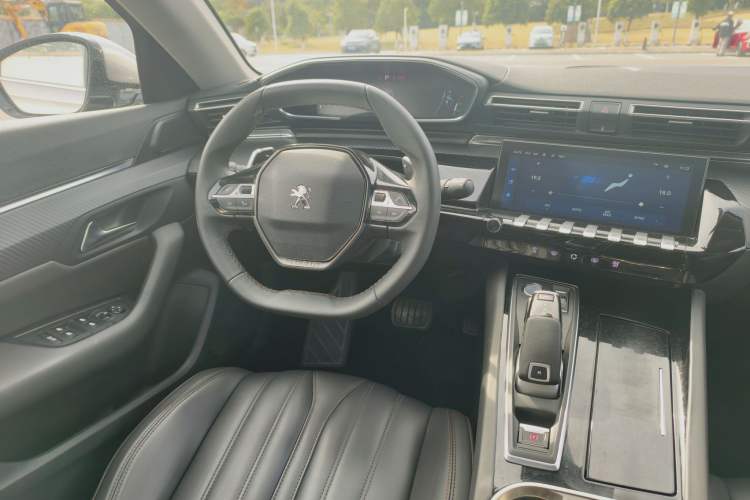 Used Peugeot 508 2022 508L 400THP PureTech Driving Control Edition Interior 6