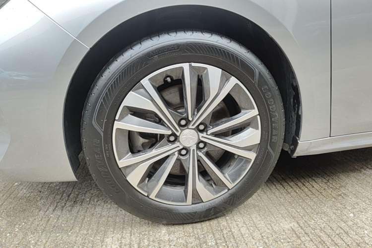 Used Peugeot 508 2022 508L 400THP PureTech Driving Control Edition Left Front Wheel Hub