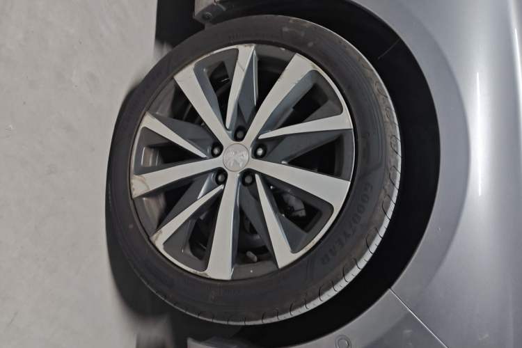 Used Peugeot 508 2022 508L 400THP PureTech Passion Edition Right Front Wheel Hub