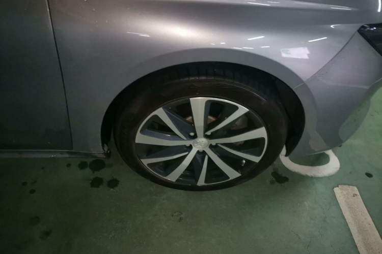 Used Peugeot 508 2022 508L 400THP PureTech Driving Control Edition Right Front Wheel Hub
