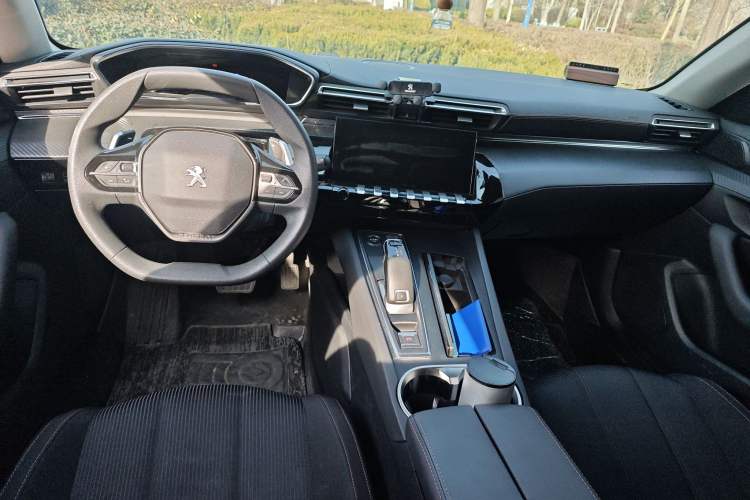 Used Peugeot 508 2022 508L 360THP PureTech Pioneer Edition Center Console
