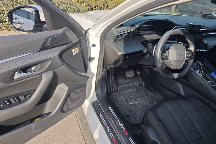 Used Peugeot 508 2022 508L 360THP PureTech Pioneer Edition Driver Seat