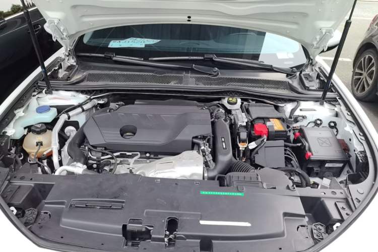 Used Peugeot 508 2022 508L 400THP PureTech Driving Control Edition Engine Bay