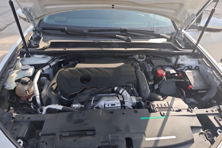 Used Peugeot 508 2022 508L 360THP PureTech Pioneer Edition Engine Bay