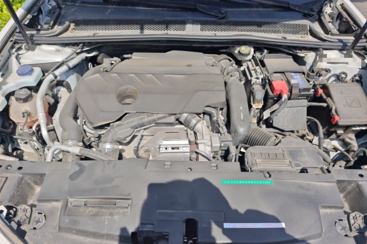 Used Peugeot 508 2022 508L 360THP PureTech Pioneer Edition Engine Bay