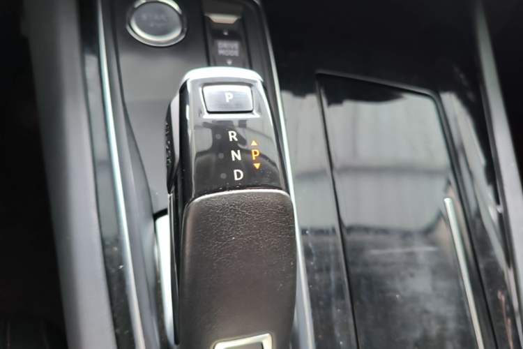 Used Peugeot 508 2022 508L 400THP PureTech Driving Control Edition Gear Lever