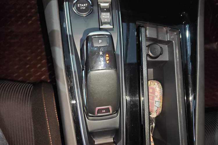 Used Peugeot 508 2022 508L 360THP PureTech Pioneer Edition Gear Lever