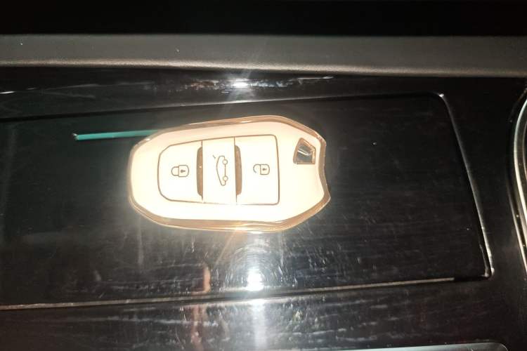 Used Peugeot 508 2022 508L 400THP PureTech Driving Control Edition Interior 1