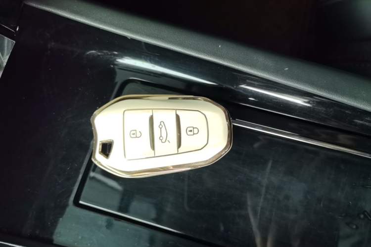Used Peugeot 508 2022 508L 400THP PureTech Driving Control Edition Interior 1