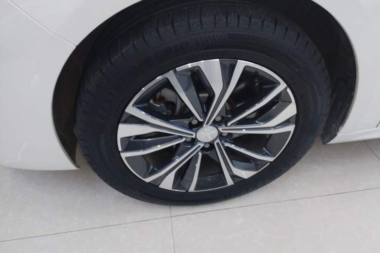 Used Peugeot 508 2022 508L 400THP PureTech Driving Control Edition Left Front Wheel Hub