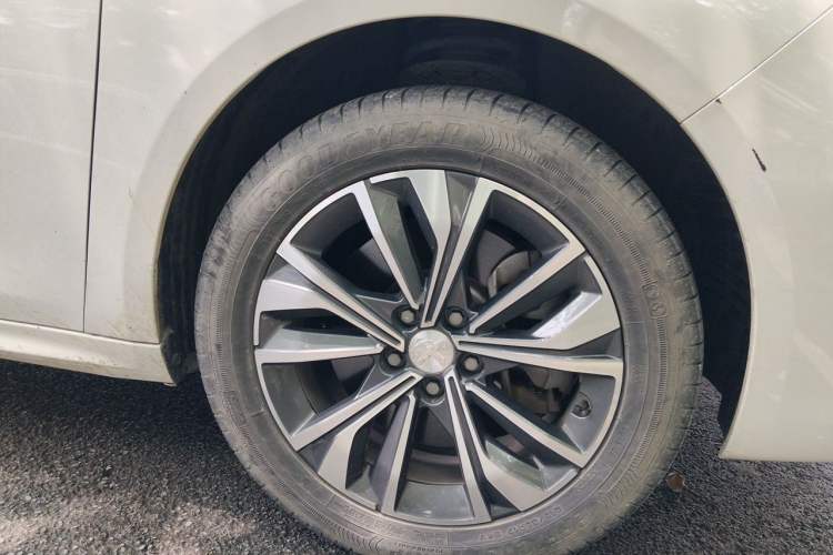 Used Peugeot 508 2022 508L 360THP PureTech Driving Fun Edition Right Front Wheel Hub