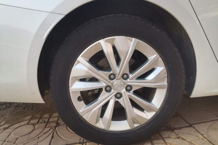 Used Peugeot 508 2022 508L 360THP PureTech Pioneer Edition Right Rear Wheel Hub