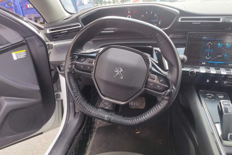 Used Peugeot 508 2022 508L 360THP PureTech Pioneer Edition Steering Wheel