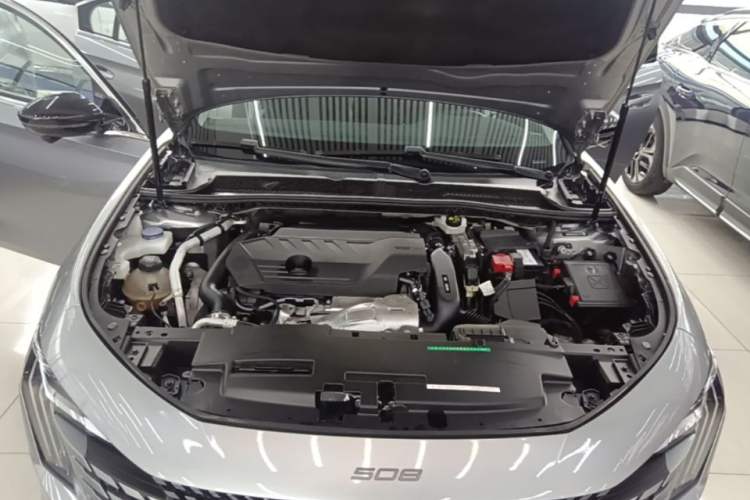 Used Peugeot 508 2023 508L 400THP Driving Flagship Edition Engine Bay
