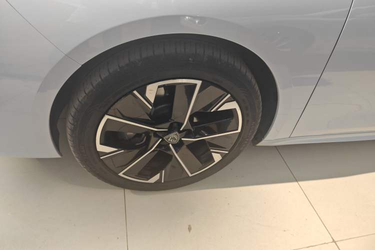 Used Peugeot 508 2023 508L 400THP Driving Flagship Edition Exterior 4